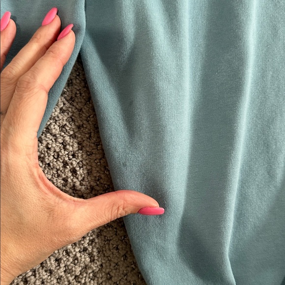 Nike Light Blue Sweatshirt and Joggers Set - Picture 6 of 8